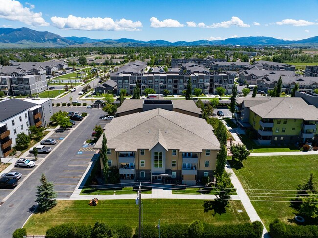 Building Photo - 210 S. Cottonwood, Unit 208