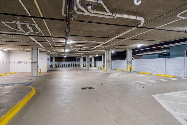 Building Photo - 3728 NW 19th Ave