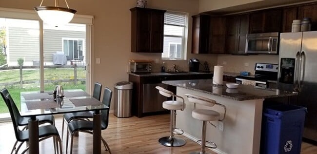 Building Photo - Spacious Layout + Great Features – 3 Bedroom Home Available Now