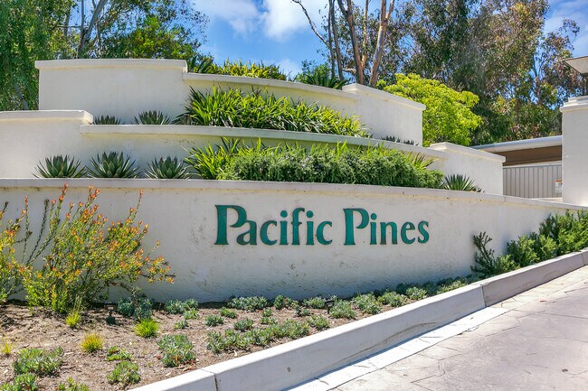 Building Photo - 1780 S El Camino Real