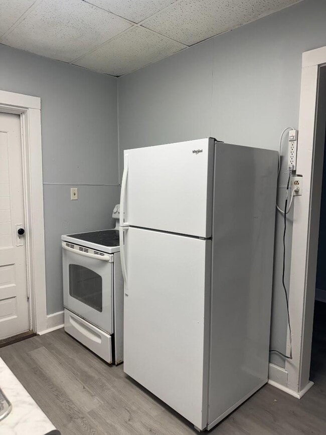 Building Photo - 6682 E Becht Rd