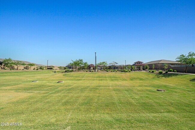 Building Photo - 16006 W Cottontail Ln