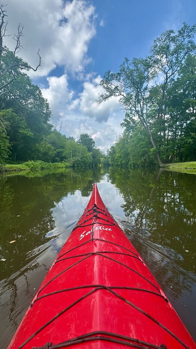 Building Photo - 1357 Canal Rd