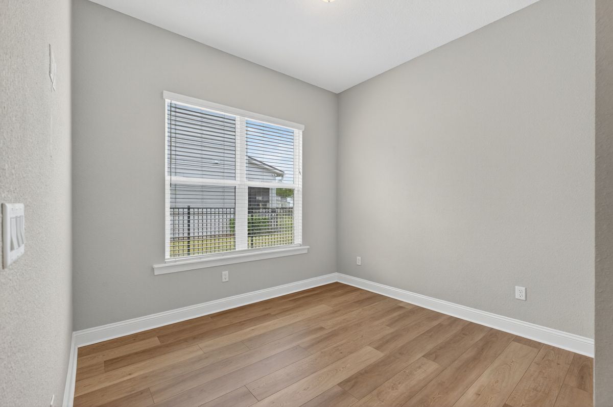 Building Photo - 105 Wye Rd