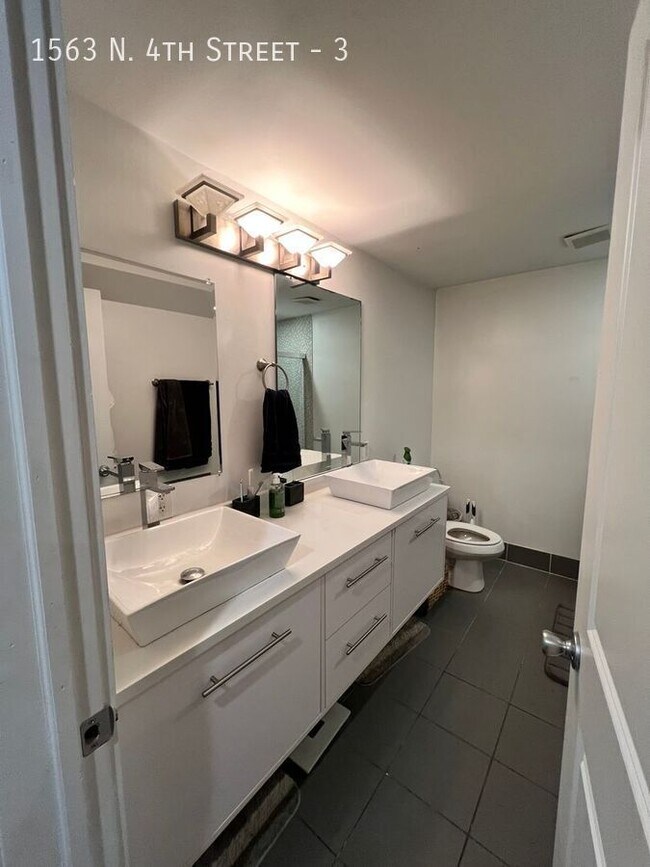 Building Photo - 1563 N 4th St