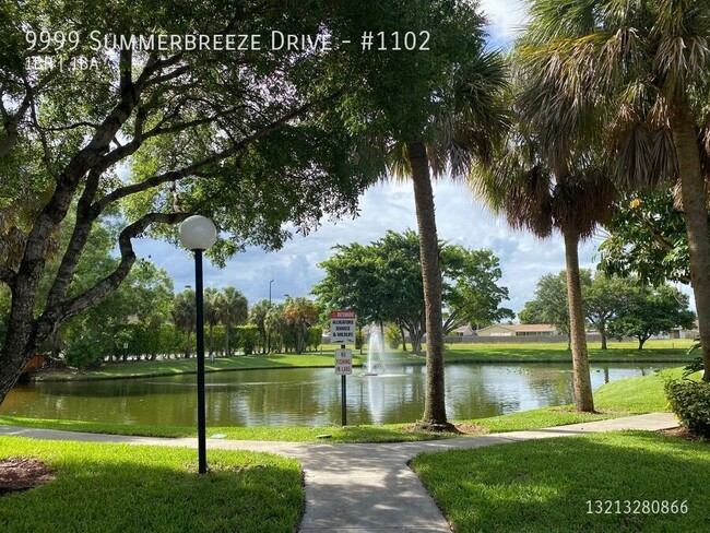 Building Photo - Spacious 1/1 in Summerbreeze Condominums