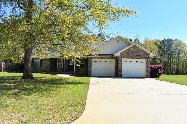 Primary Photo - 2470 Navigator Cir