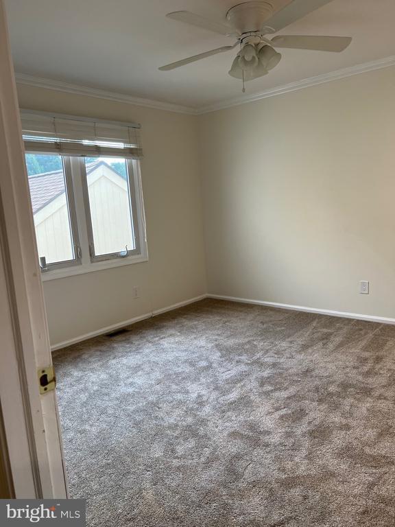 Building Photo - 1710 Chanticleer