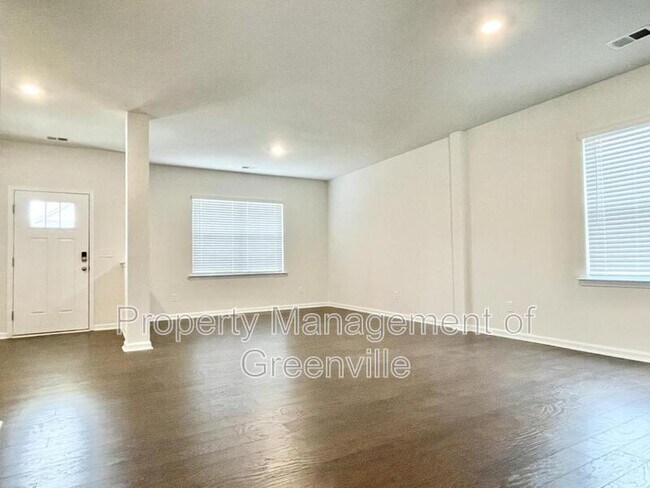 Building Photo - 301 Millridge Rd