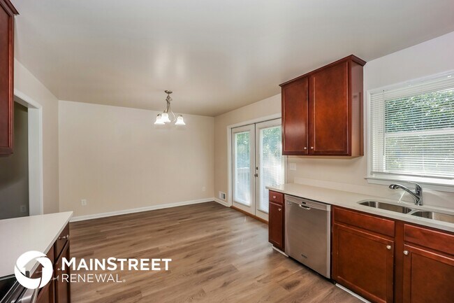 Building Photo - 4141 Macduff Dr