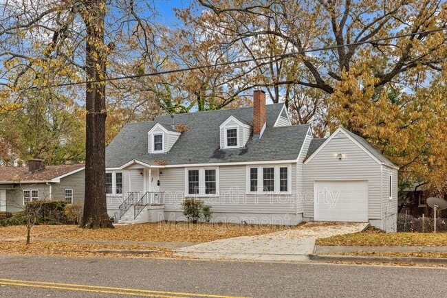 Building Photo - 741 9th Ave W