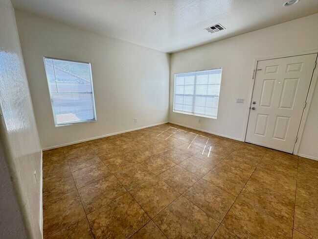 Building Photo - Queen Creek 4 bed 2.5 bath For rent