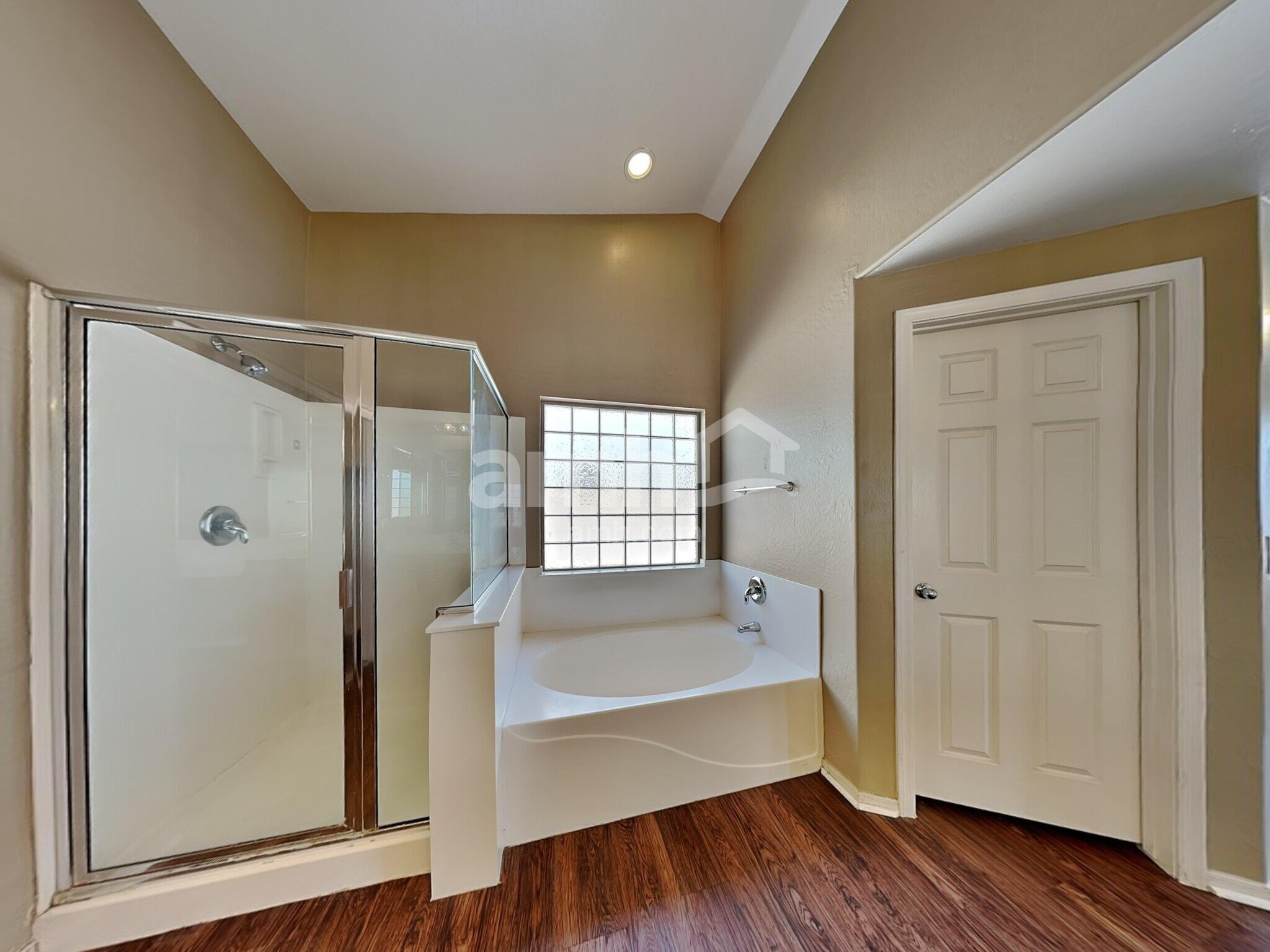 Building Photo - 2653 W Sunset Way