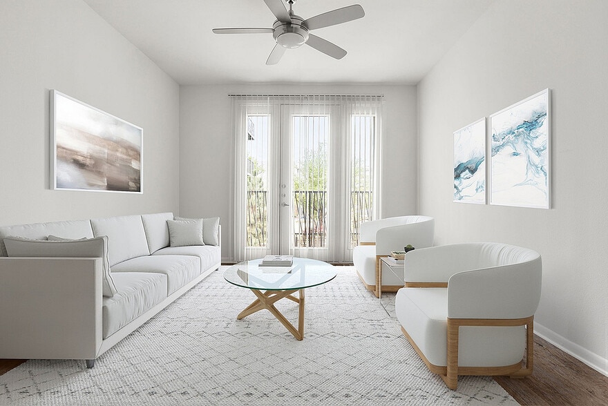 Building Photo - Legacy North