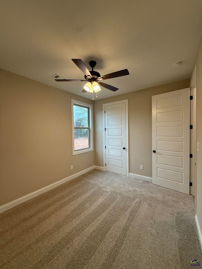 Building Photo - 414 Colt Ct