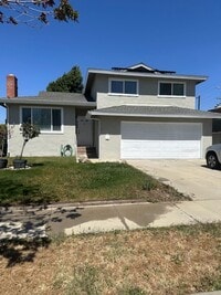 Building Photo - 4 Bed, 21/2 Bath Split level single family...