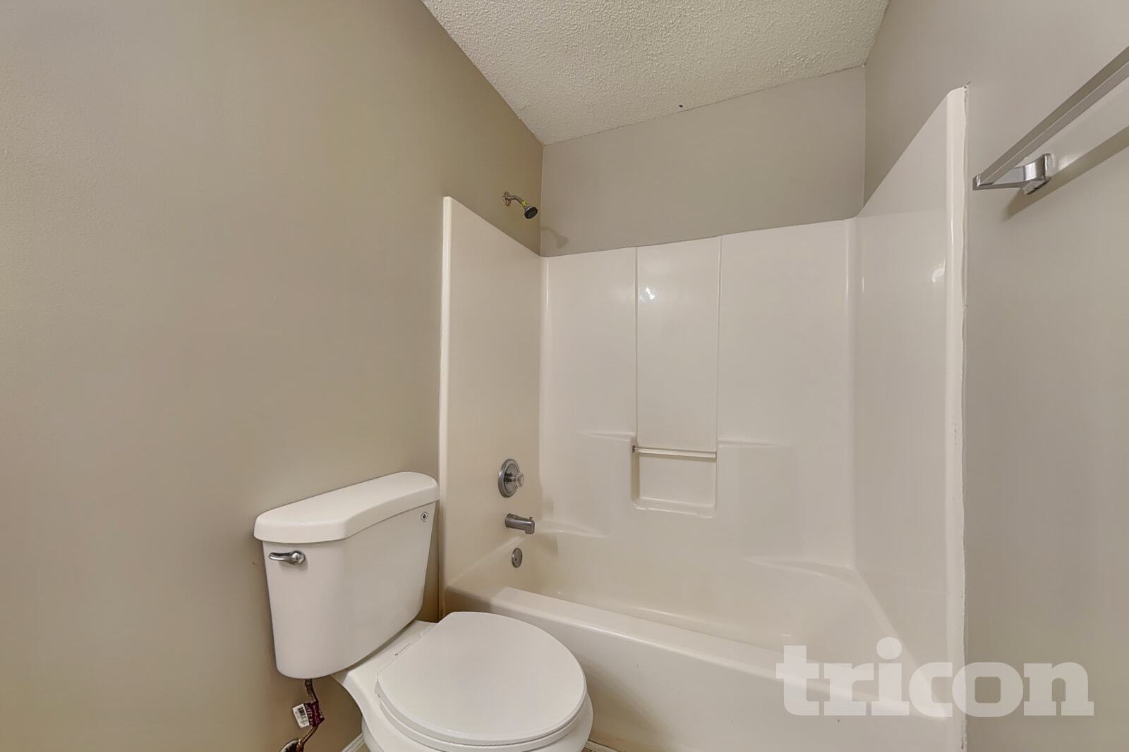 Building Photo - 5425 Brickleberry Way