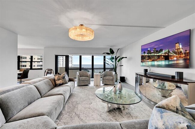 Building Photo - 5100 N Ocean Blvd