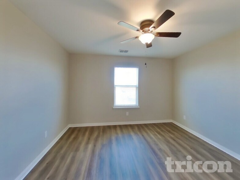 Building Photo - 3109 Chillingham Dr