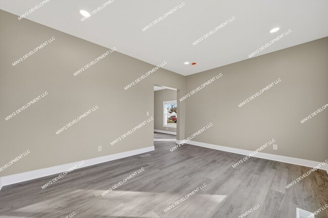 Building Photo - Completely Renovated 4-Bedroom Home in Warren!