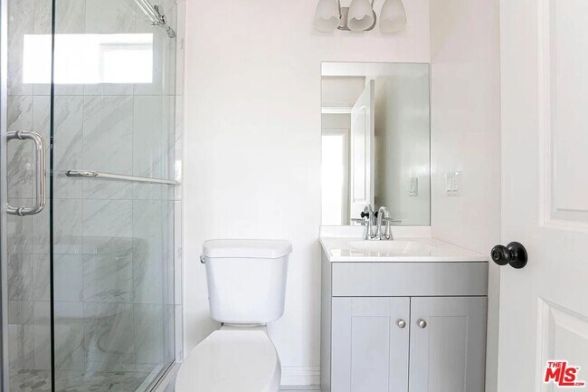 Building Photo - 6817 Bertrand Ave