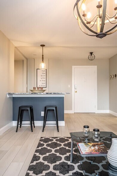 Building Photo - 215 Piedmont Ave NE