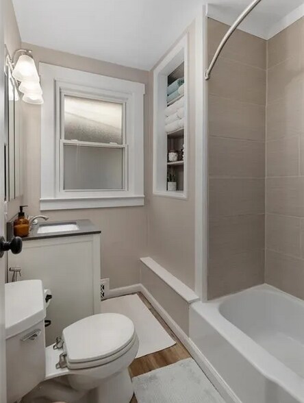 Building Photo - 1793 Channing St