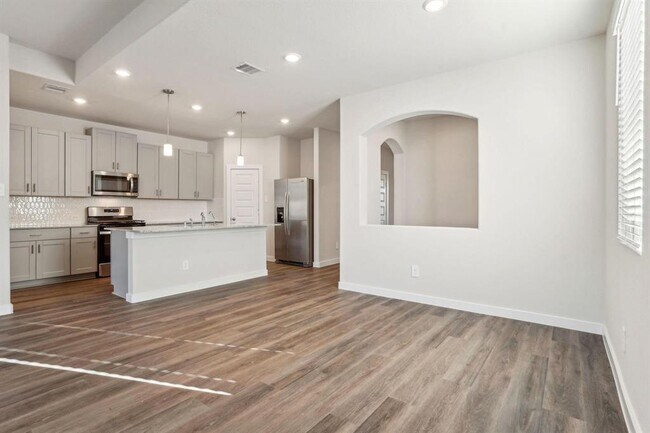 Building Photo - 14230 Rolling Pastures Dr