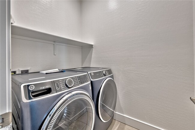 Building Photo - 9893 Agate Creek