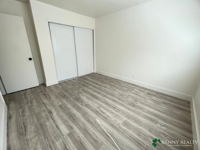 Building Photo - 4 Bedroom, 2 Bathroom Home in Foster City with Large Yard