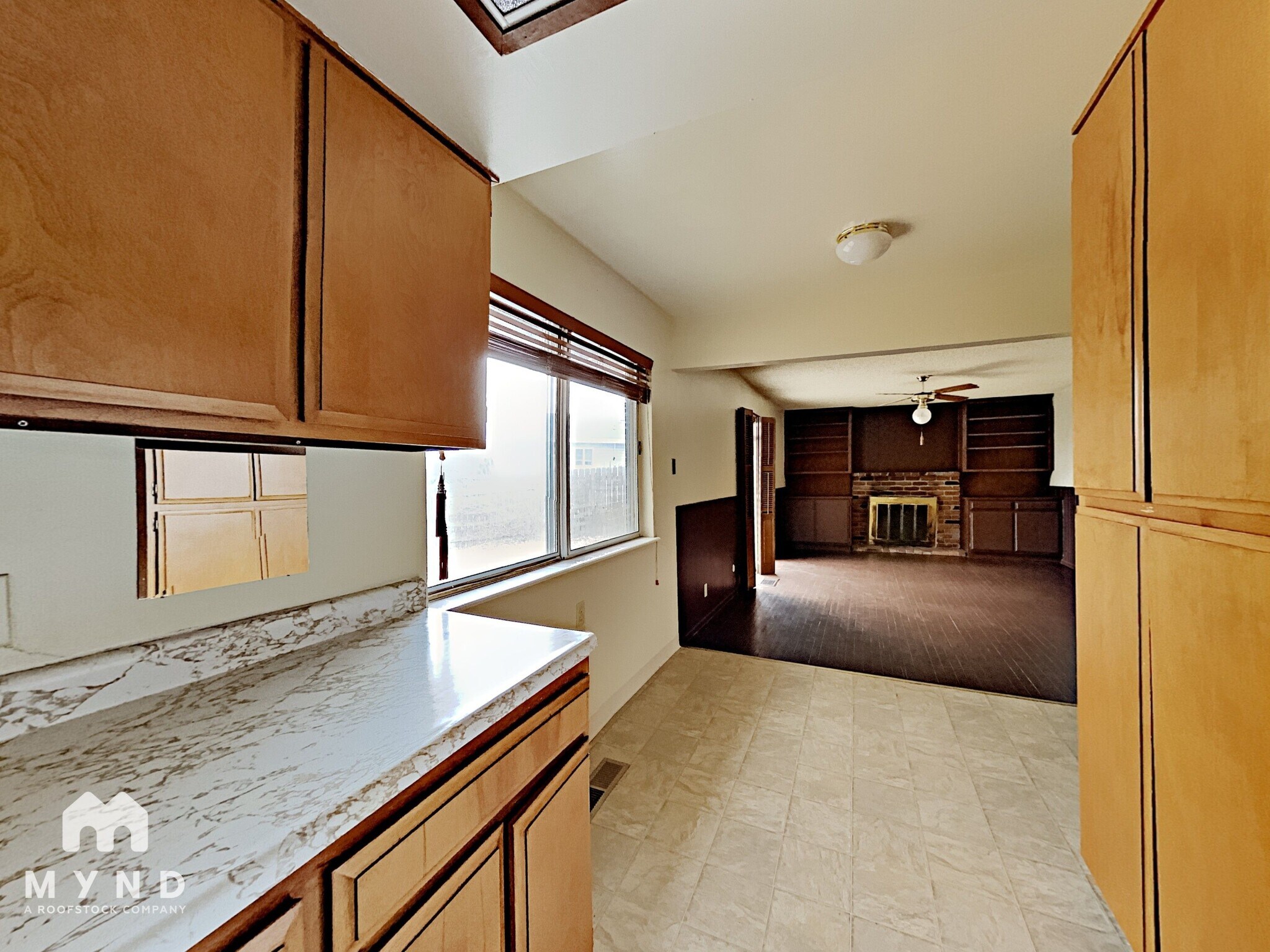 Building Photo - 750 Rhode Island Dr