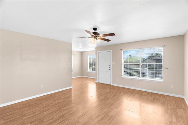 Building Photo - 1702 Manor Garden Mnr