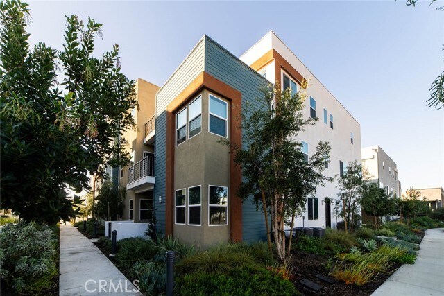 Building Photo - 155 Baluster