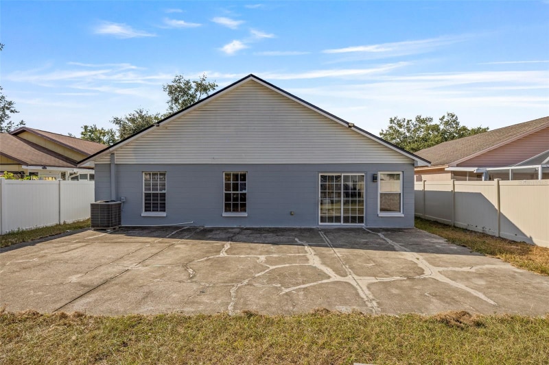 Building Photo - 10253 Allenwood Dr