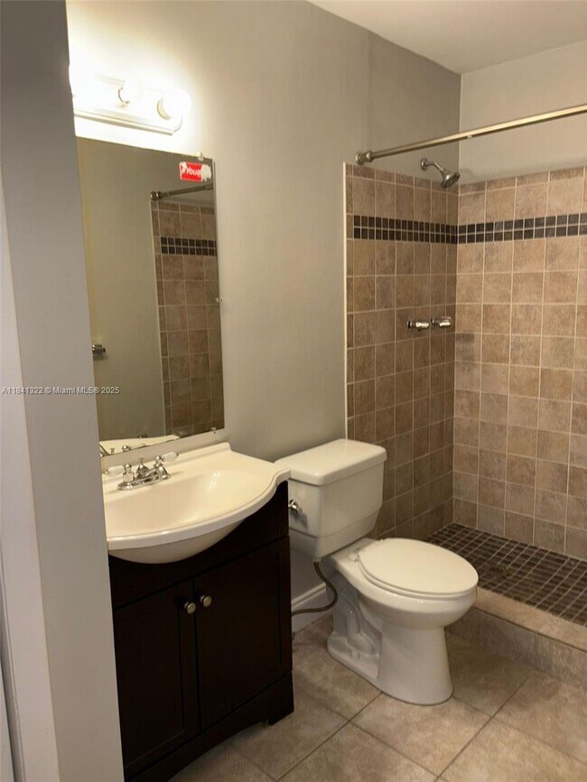 Building Photo - 4113 NW 88th Ave