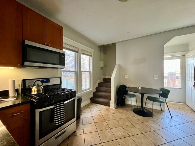 Building Photo - 4224 N Kimball Ave