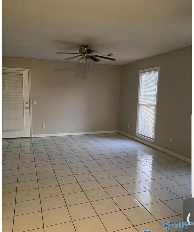 Building Photo - 1510 Halston Cir NW