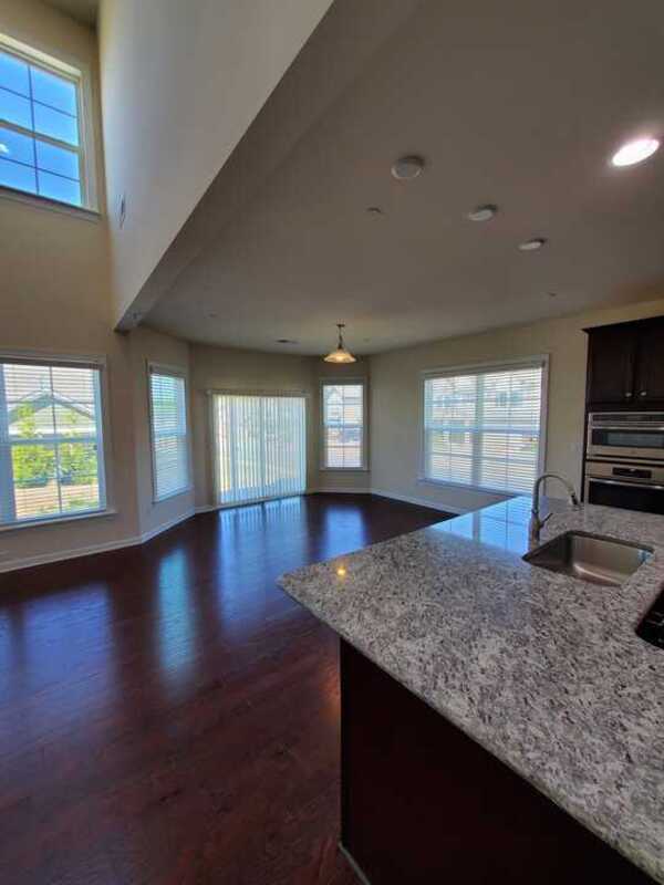 Building Photo - 1007 Anatrella Ln NW