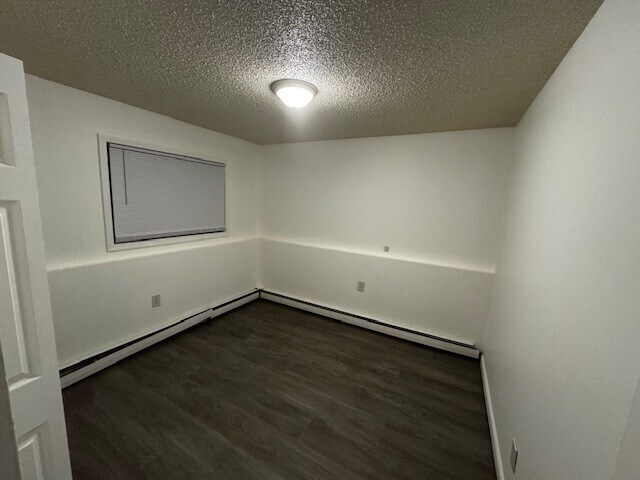 Building Photo - 12250 Ellen Ave