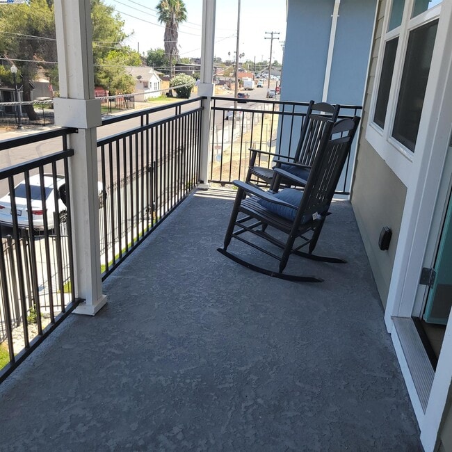 Building Photo - 2627 Beaumont St