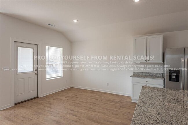 Building Photo - 3031 Laredo Ln