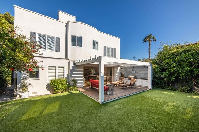 Building Photo - 868 Coronado Ave