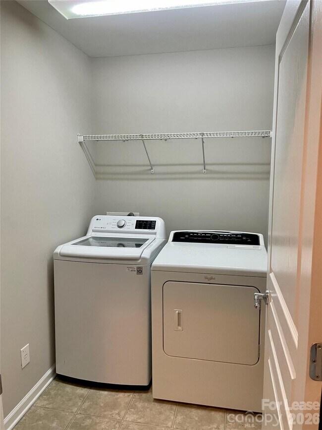 Building Photo - 7856 Lamington Dr