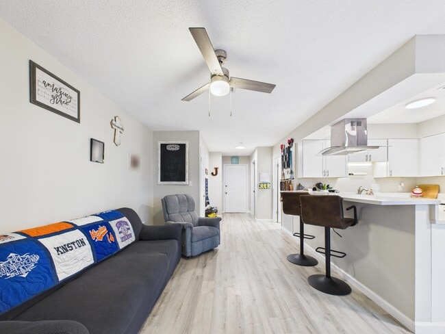 Building Photo - 309 Olympia Ct