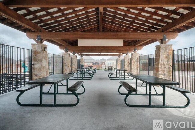 Building Photo - 6017 Teodoro Bend