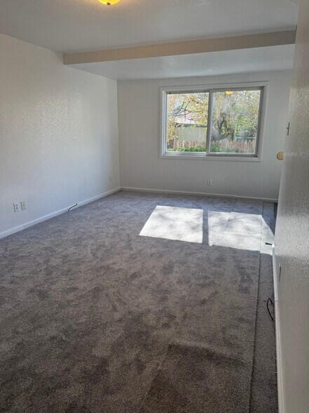 Primary Photo - 313 Wagner Ave