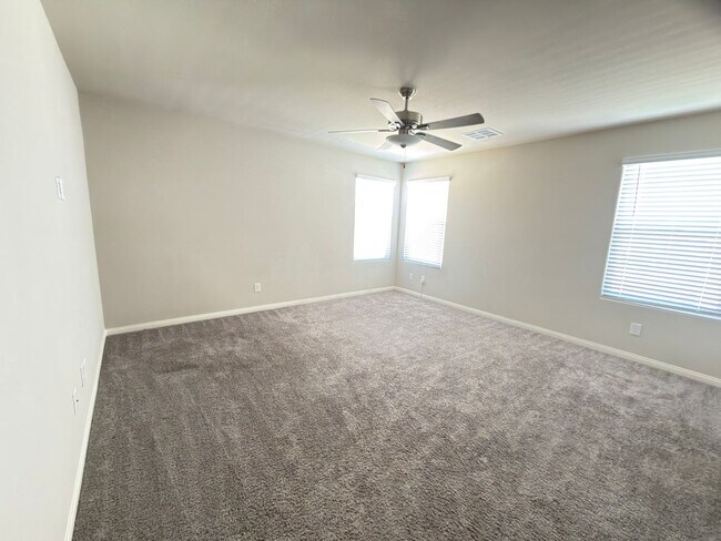 Building Photo - 1180 Pitaya Ct