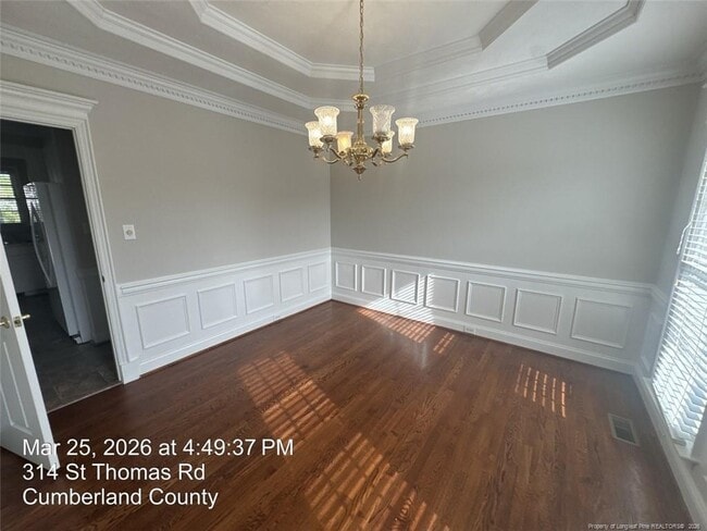 Building Photo - 314 St Thomas Rd