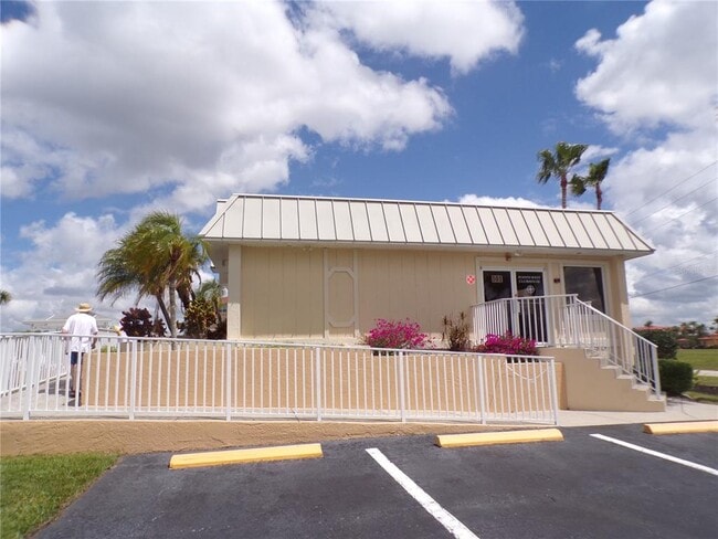 Building Photo - 101 N Marion Ct