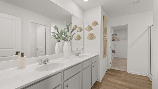 Building Photo - 2084 Pecan Dr